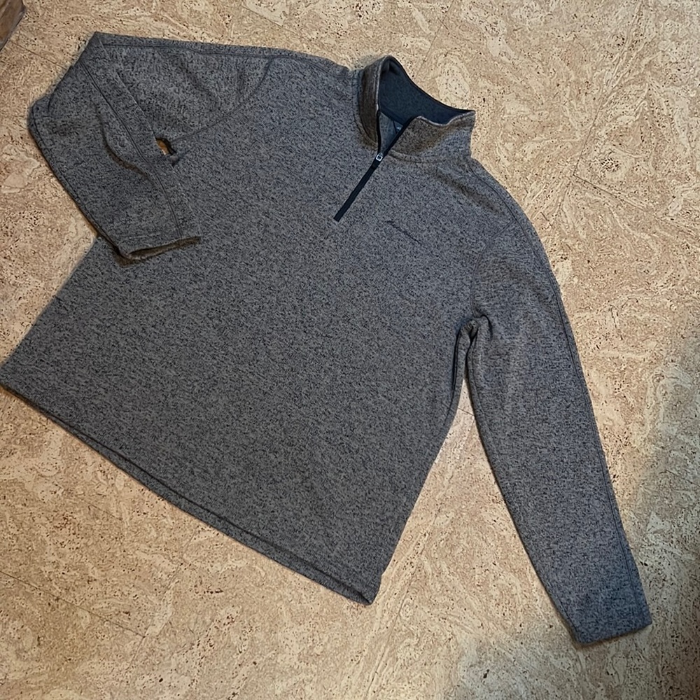 Eddie Bauer light sweatshirt like top size Large